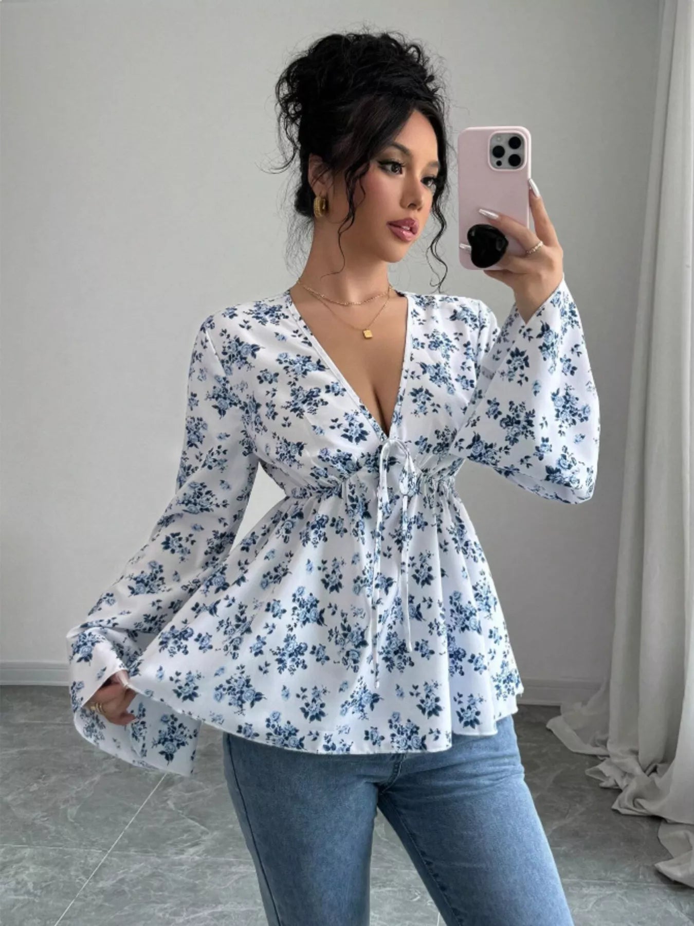 Floral Print V Neck Long Sleeve Buttoned Peplum Blouse