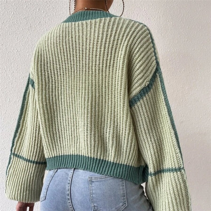 Knitted Short Cardigan With Exposed Navel And Color Collision