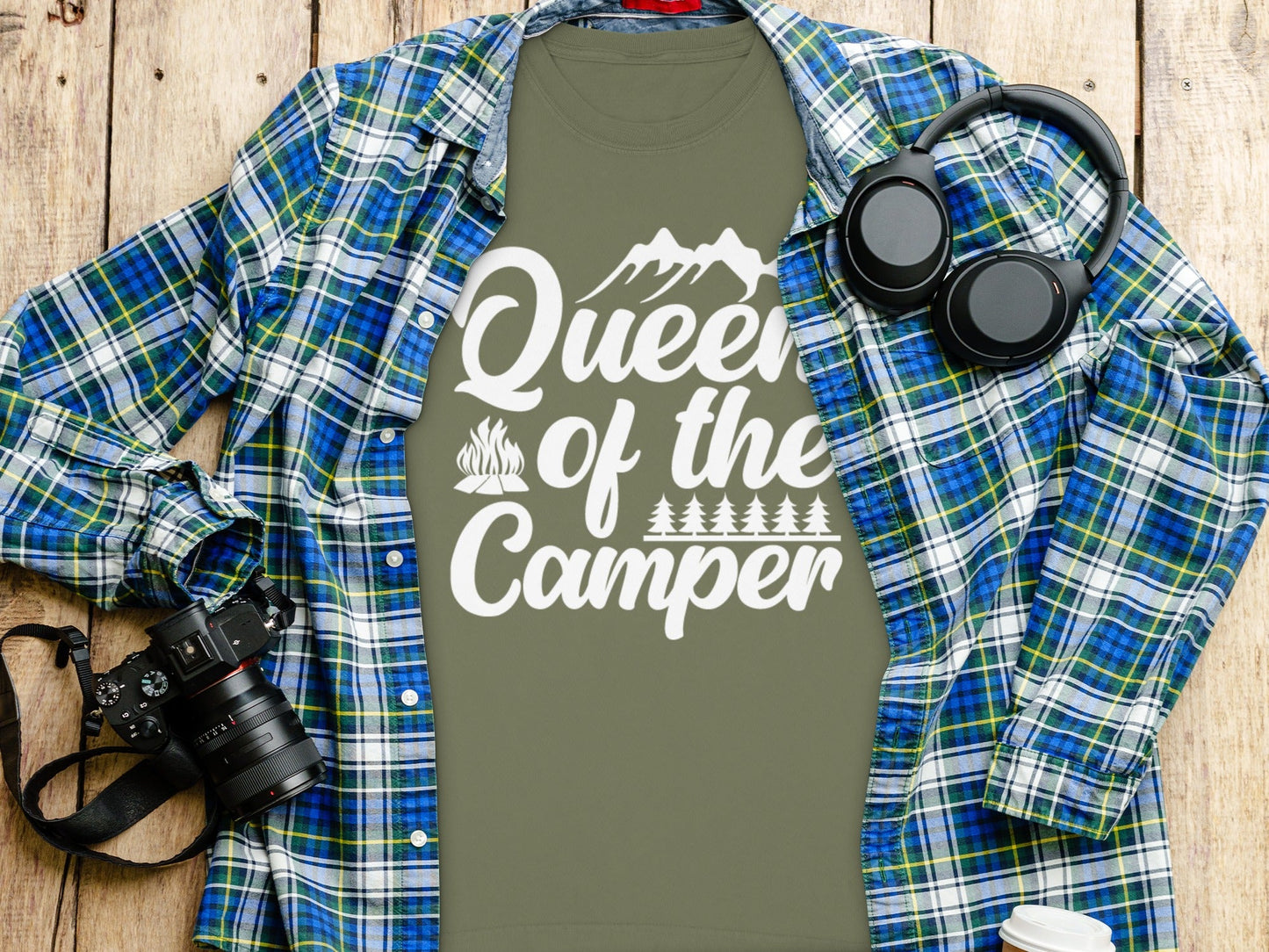 Queen of the Camper Great Outdoors Enthusiast Long Sleeve T-Shirt