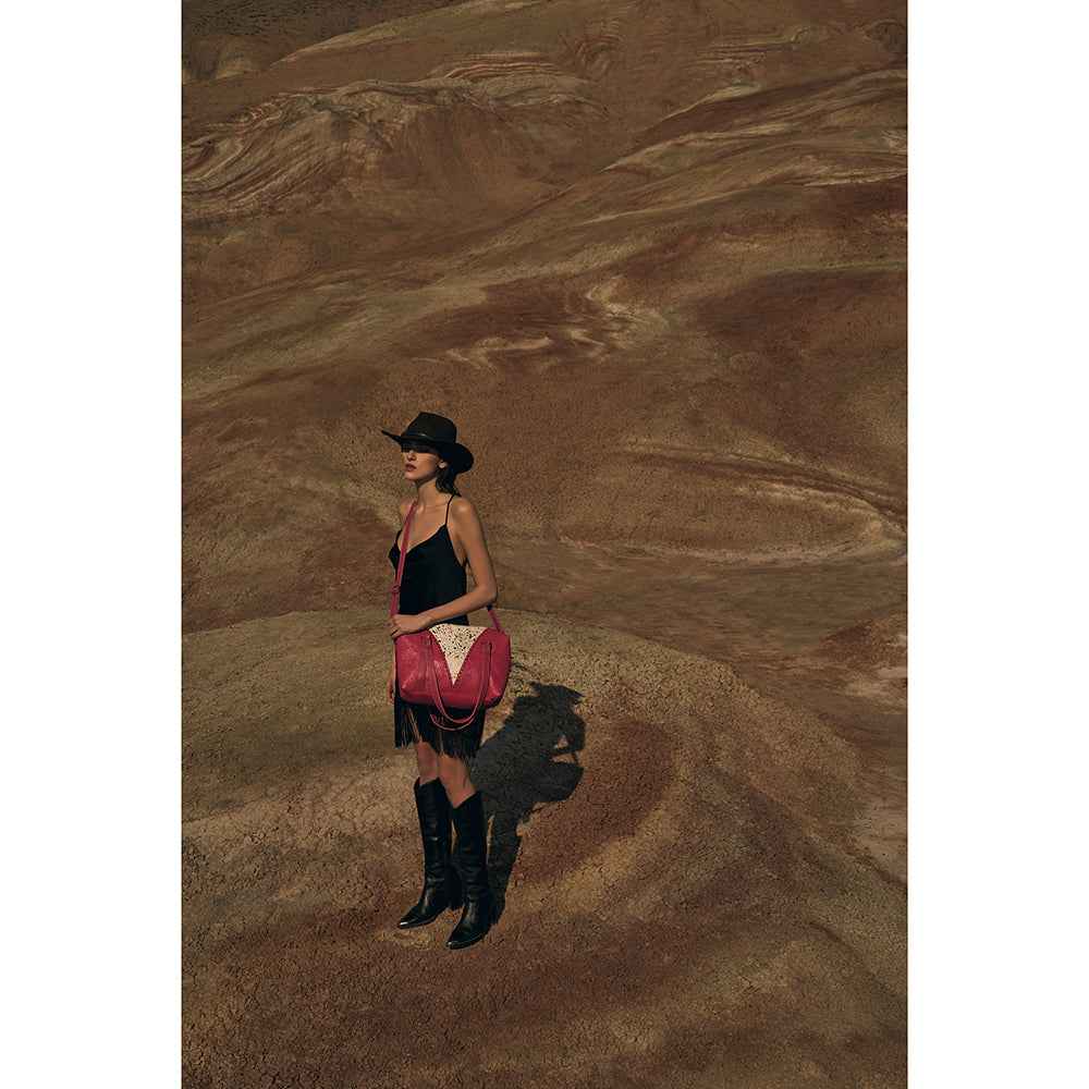 Tierra Vasta Duffle Bag in Magenta