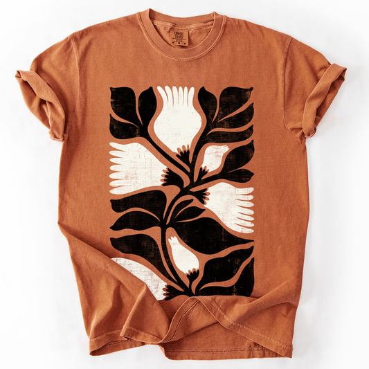 White Petal Flower and Black Leaf, Vintage Boho, Nature, Comfort Colors T-Shirt