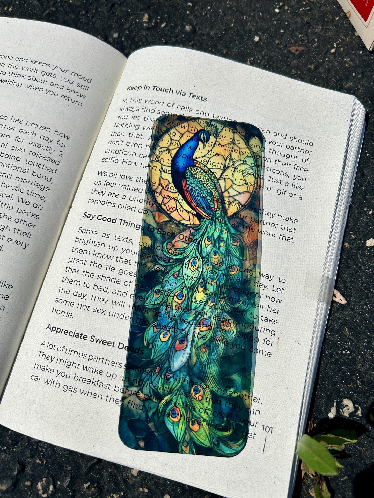 Peacock of Royalty Bookmark – Elegant Feathered Beauty, Majestic Bird Gift, Unique Book Lover Accessory
