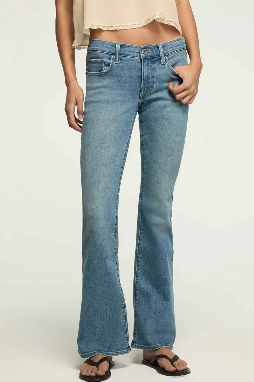 [156739-430] WOMENS LUCKY BRAND MID RISE SWEET FLARE - DREAMER'S DRIFT WASH