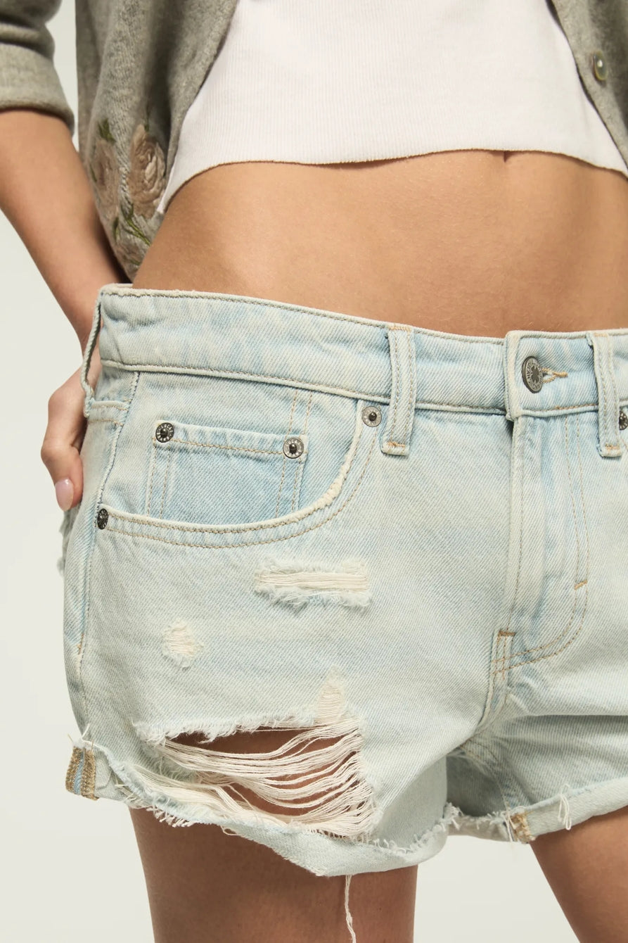 [158393-440] WOMENS LUCKY BRAND MID RISE FESTIVAL SHORT - TRICKLE DOWN WASH