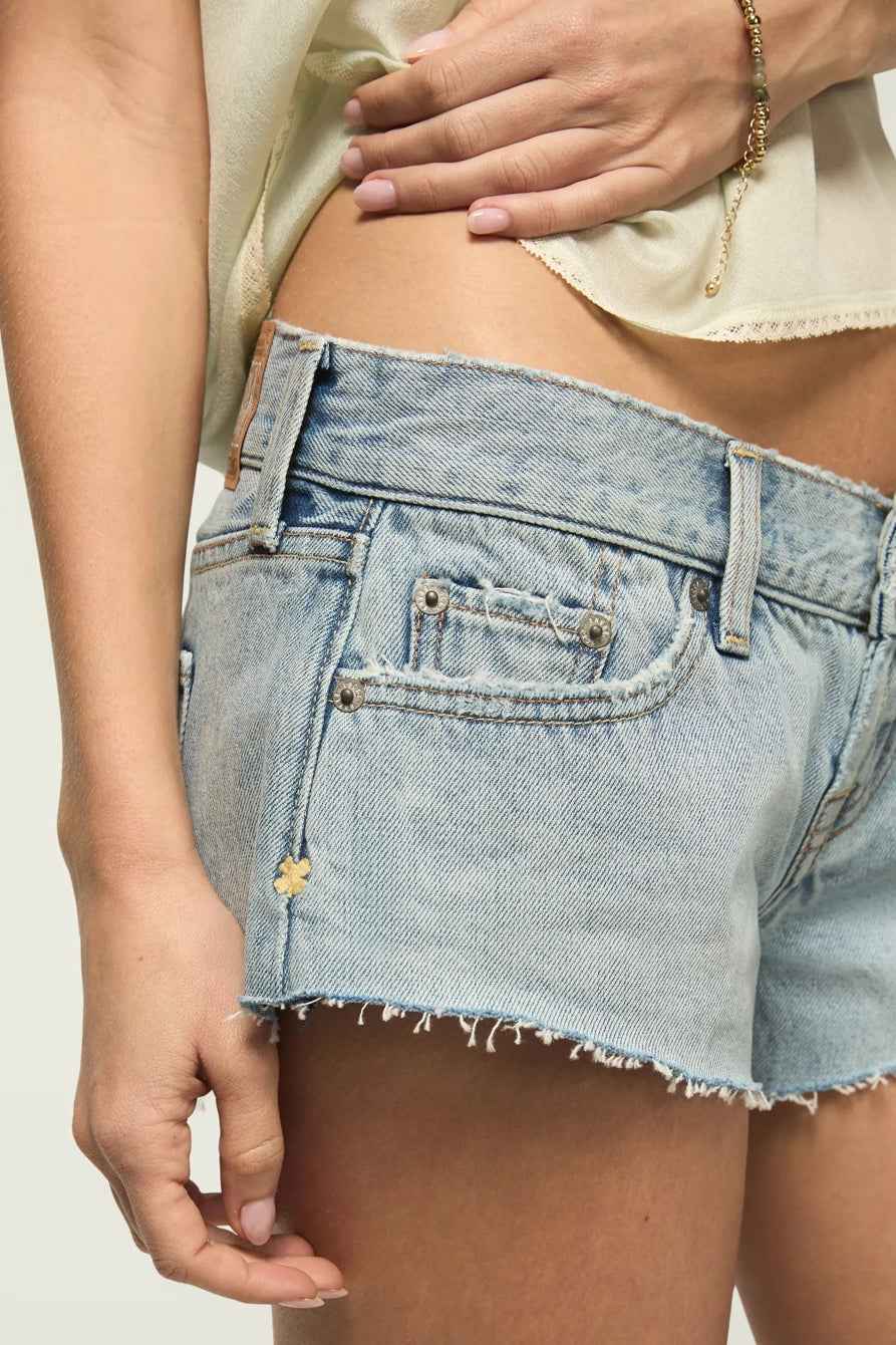[161151-440] WOMENS LUCKY BRAND ULTRA LOW RISE ADDISON SHORT - LEGACY