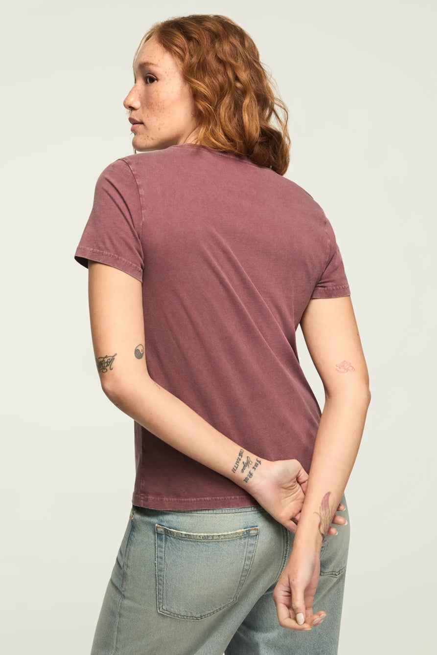 [163156-600] WOMENS LUCKY BRAND ROLLING STONES LACE LIPS CLASSIC CREW