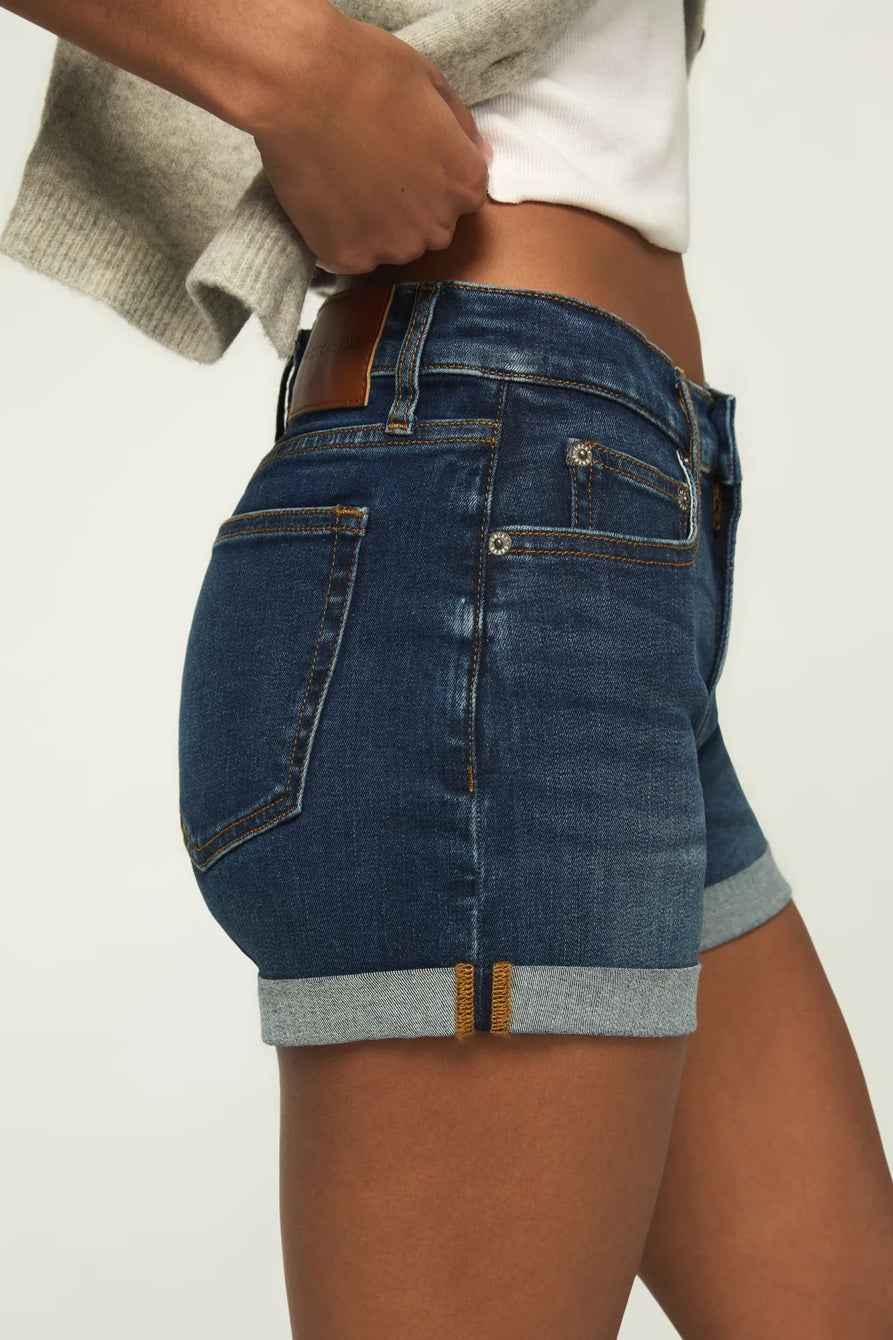 [163333-410] WOMENS LUCKY BRAND MID RISE AVA SHORT - NIGHT CAFE ROLLED WASH