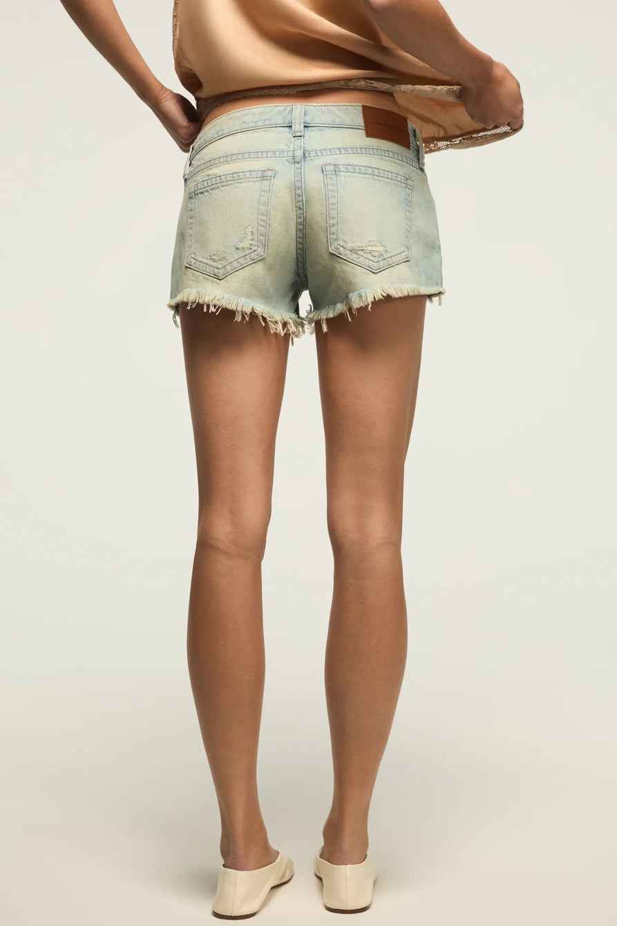 [163556-440] WOMENS LUCKY BRAND LOW RISE FESTIVAL SHORT - BEACH BUM WASH