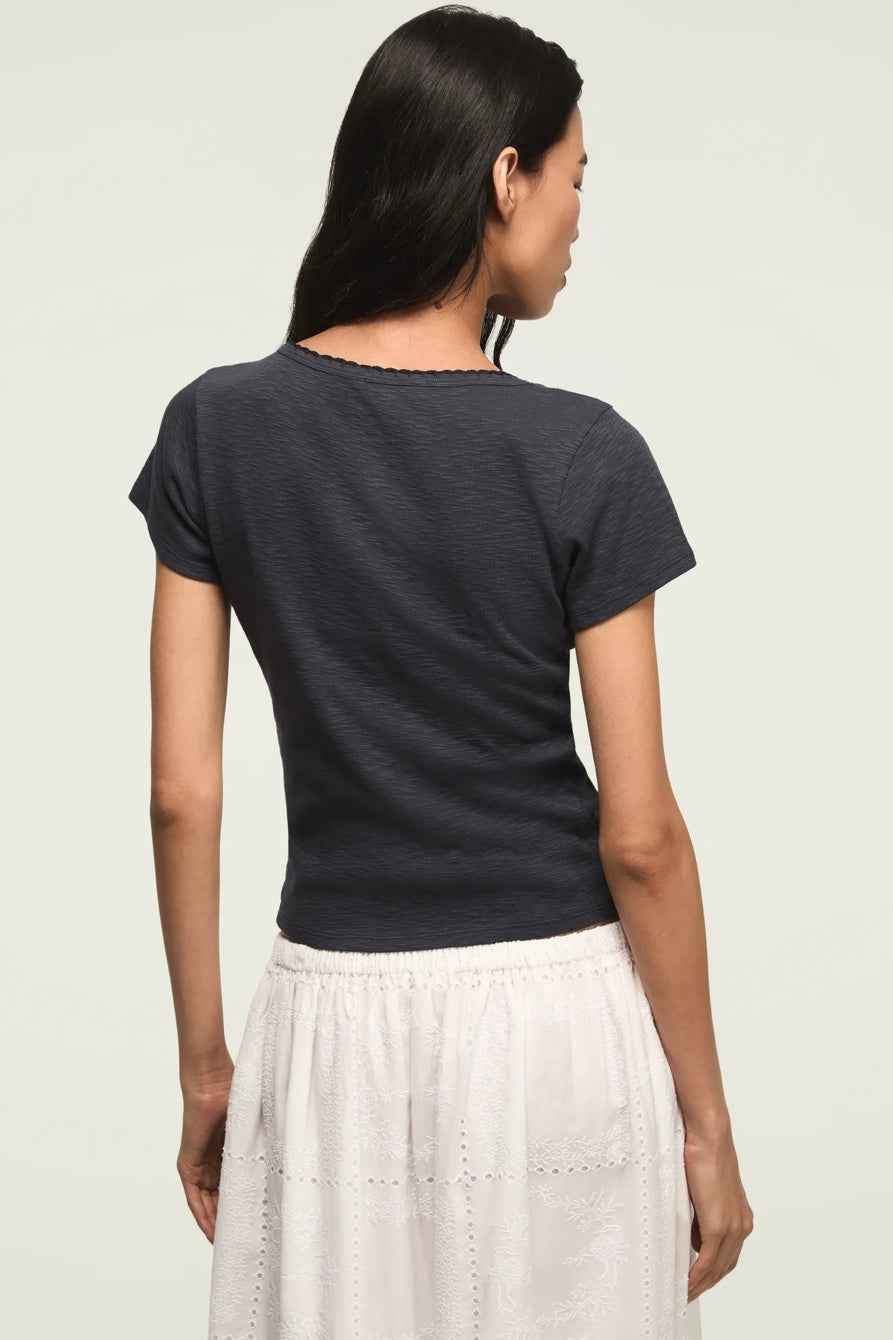 [167405-410] WOMENS LUCKY BRAND CROCHET TRIM SHORT SLEEVE HENLEY - INDIA INK