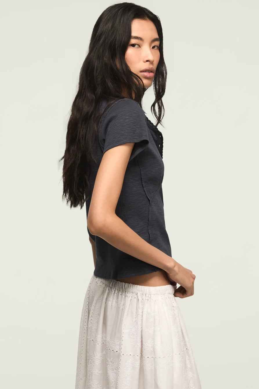 [167405-410] WOMENS LUCKY BRAND CROCHET TRIM SHORT SLEEVE HENLEY - INDIA INK