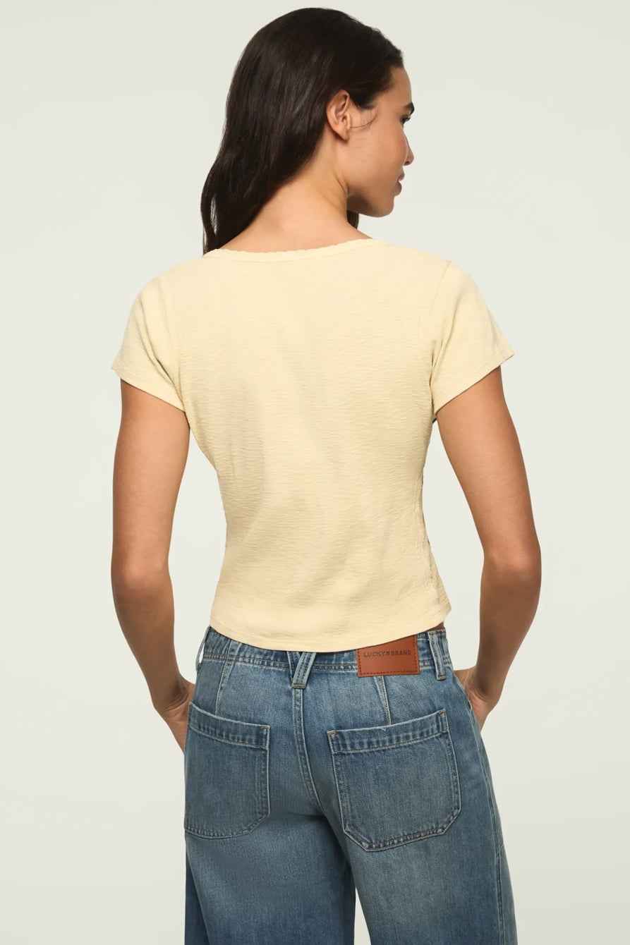 [167405-750] WOMENS LUCKY BRAND CROCHET TRIM SHORT SLEEVE HENLEY - LEMON ICING