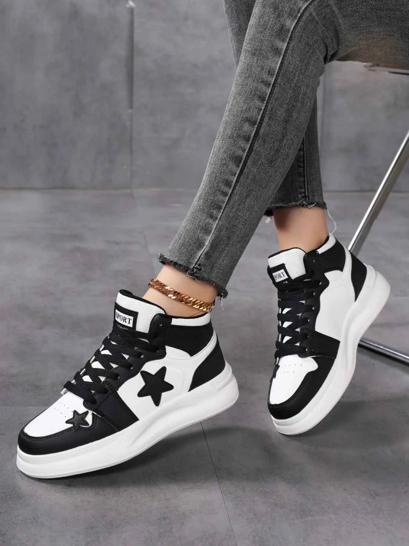 Star Pattern Lace Up Sneakers