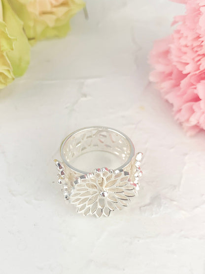 Big Bouquet Filigree Ring