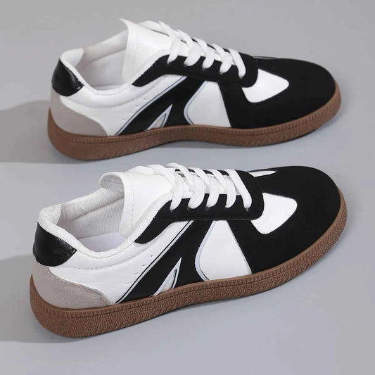 Lace Up Round Toe Sneakers