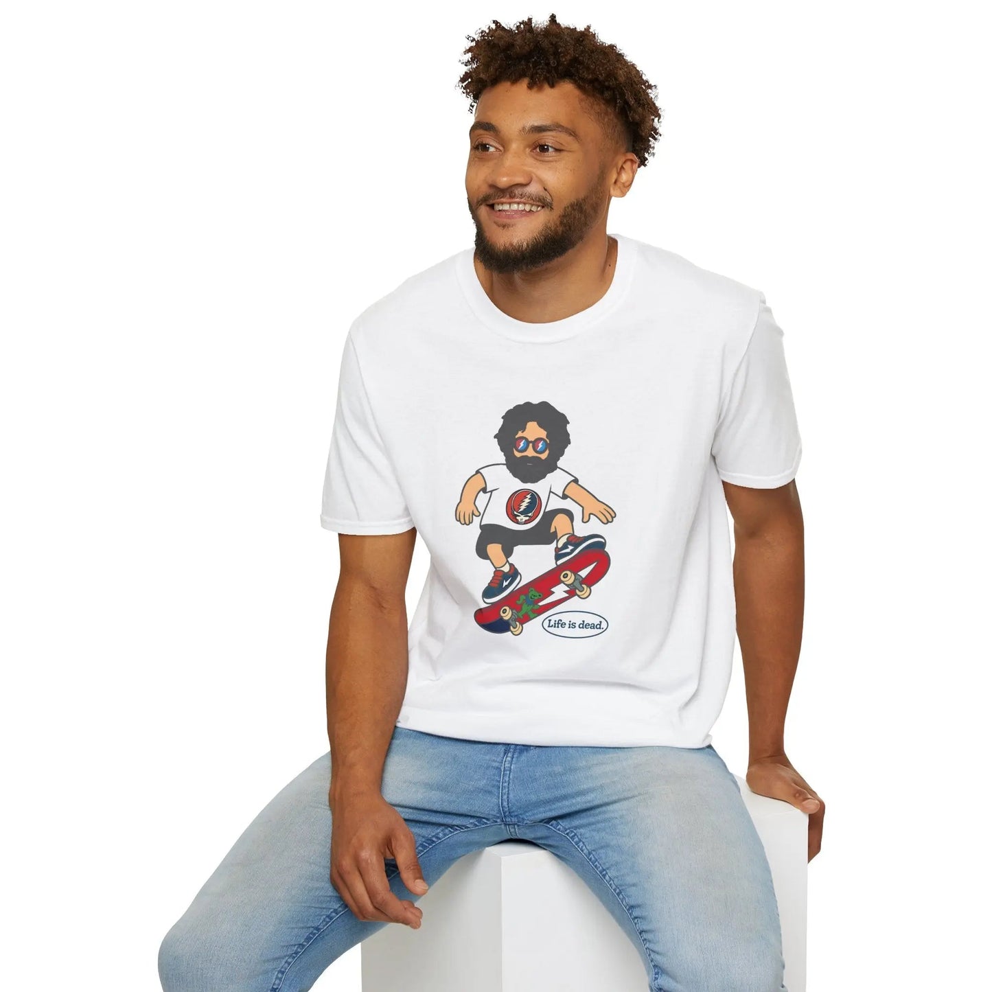 Jerry's Shreddin' Life is dead.® Grateful Dead T-Shirt