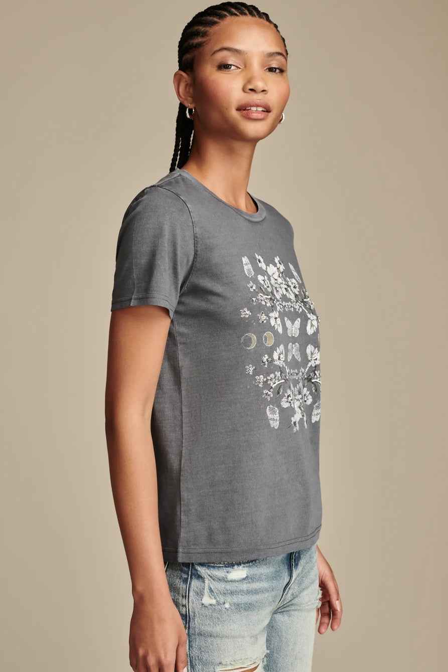 [7W86893-491] WOMENS LUCKY BRAND MIRROR FLORAL CLASSIC CREW - DRESS BLUES