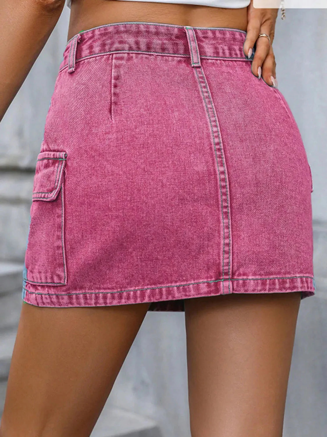 Pocketed Washed Utility Denim Mini Skirt
