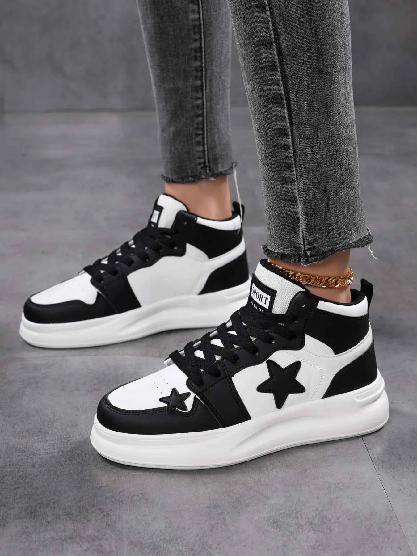Star Pattern Lace Up Sneakers