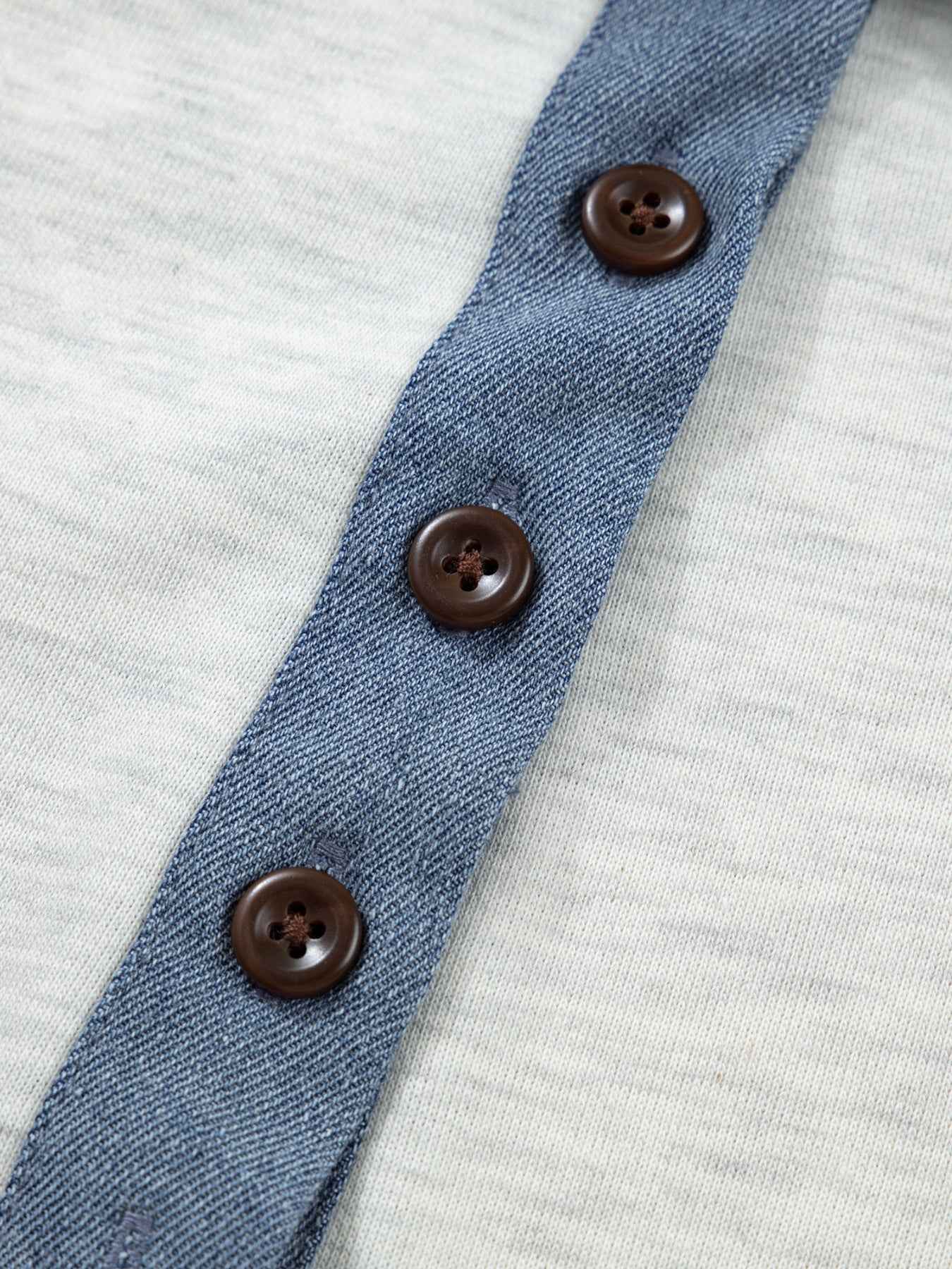 Contrast Trim Button Detail Top