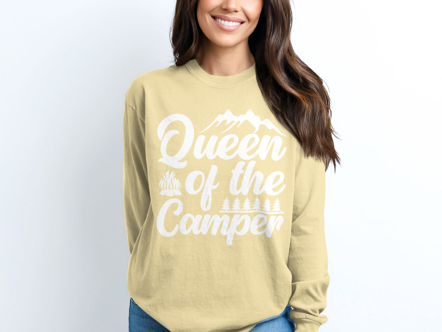 Queen of the Camper Great Outdoors Enthusiast Long Sleeve T-Shirt