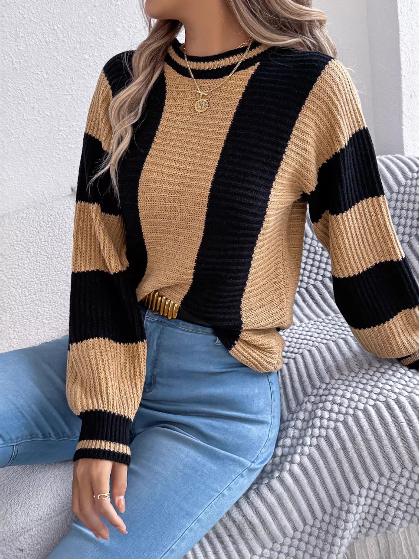 Round Neck Color Block Sweater