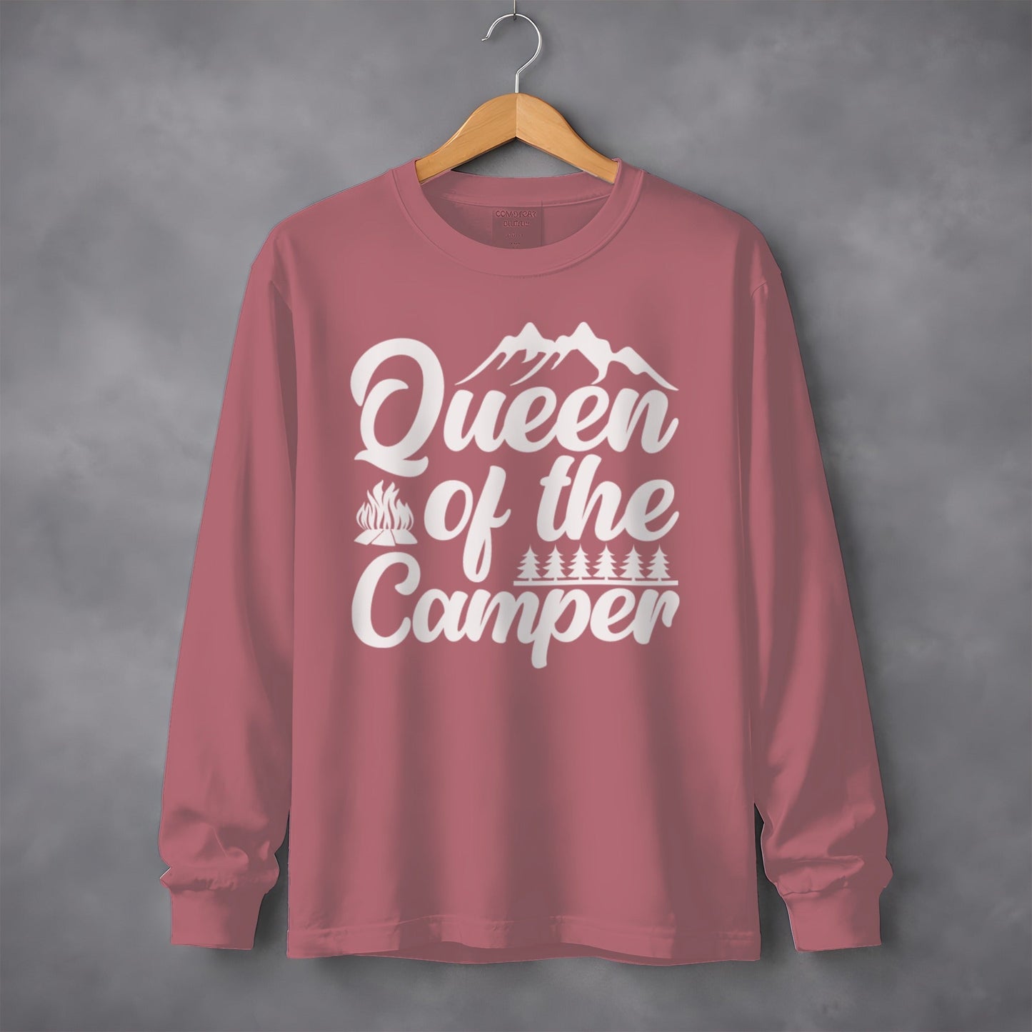 Queen of the Camper Great Outdoors Enthusiast Long Sleeve T-Shirt