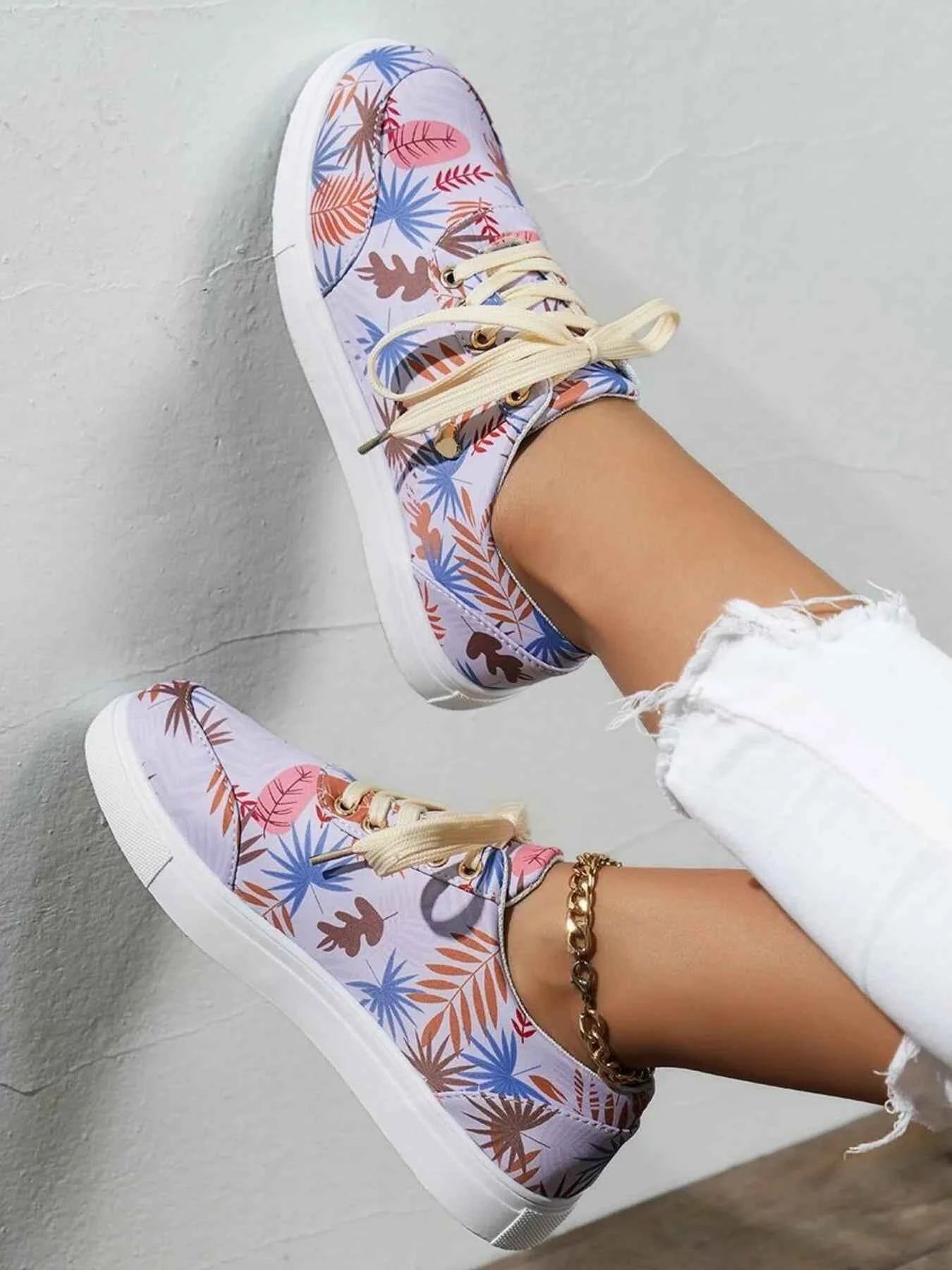 Tropical Leaf Print Canvas Sneakers