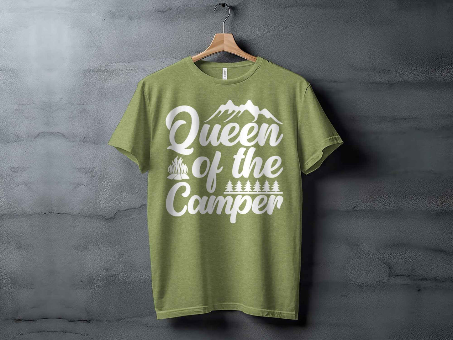Queen of the Camper Graphic Print Camping Lover T-Shirt