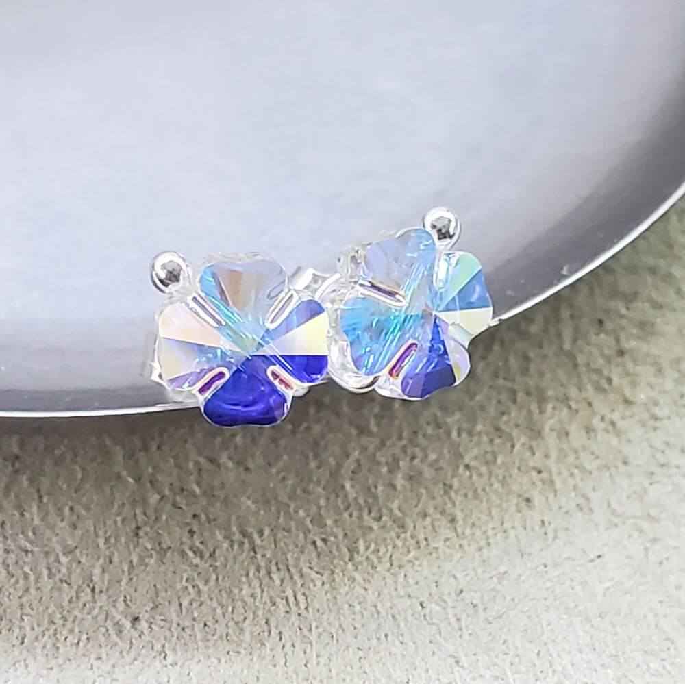 8mm Crystal Clover Silver Spiral Ear Studs