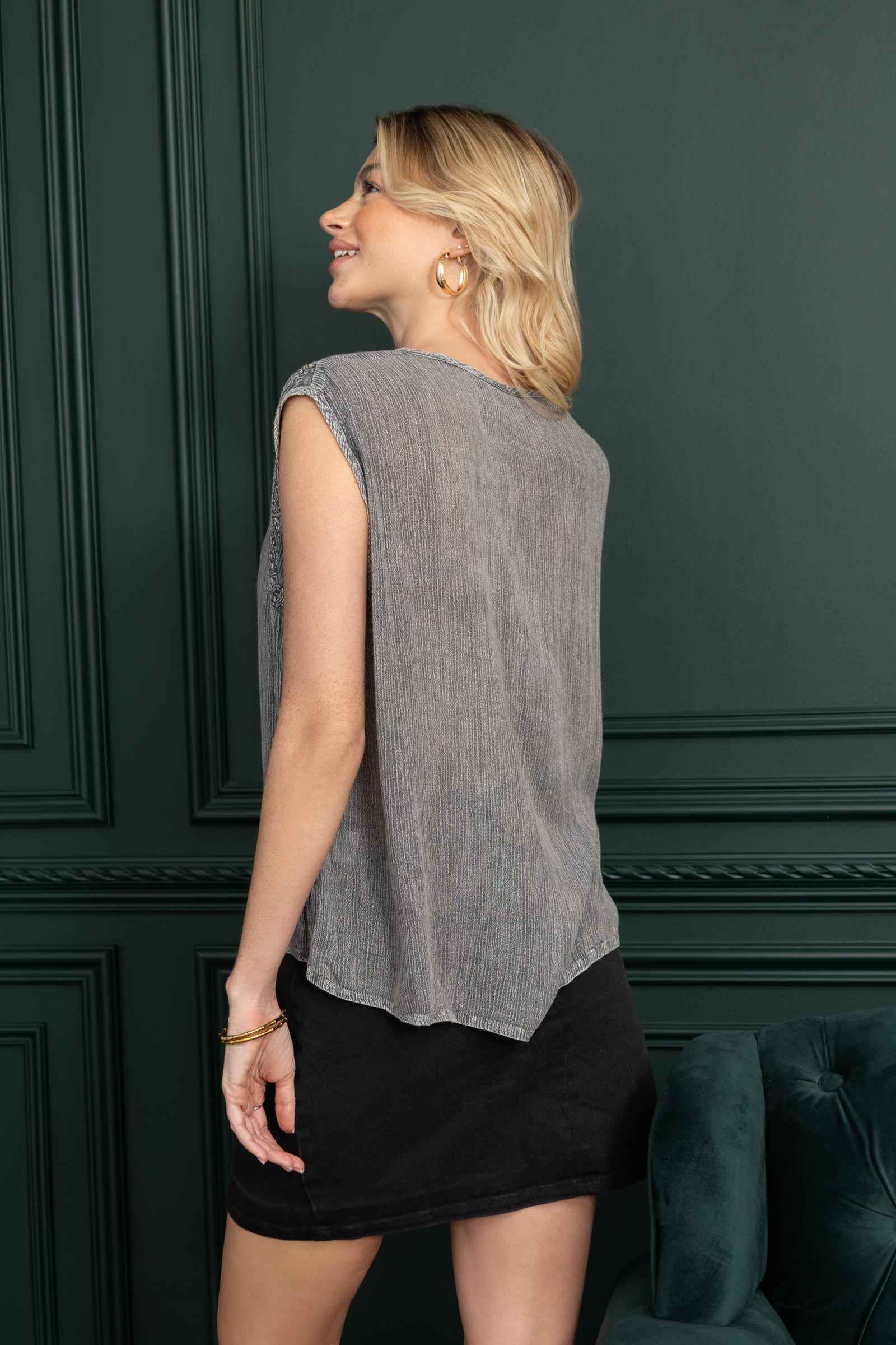Bohera Arya Embroidered Washed Top