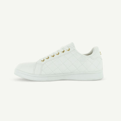 VOLTAIRE: QUILTED COURT SHOE - WHITE
