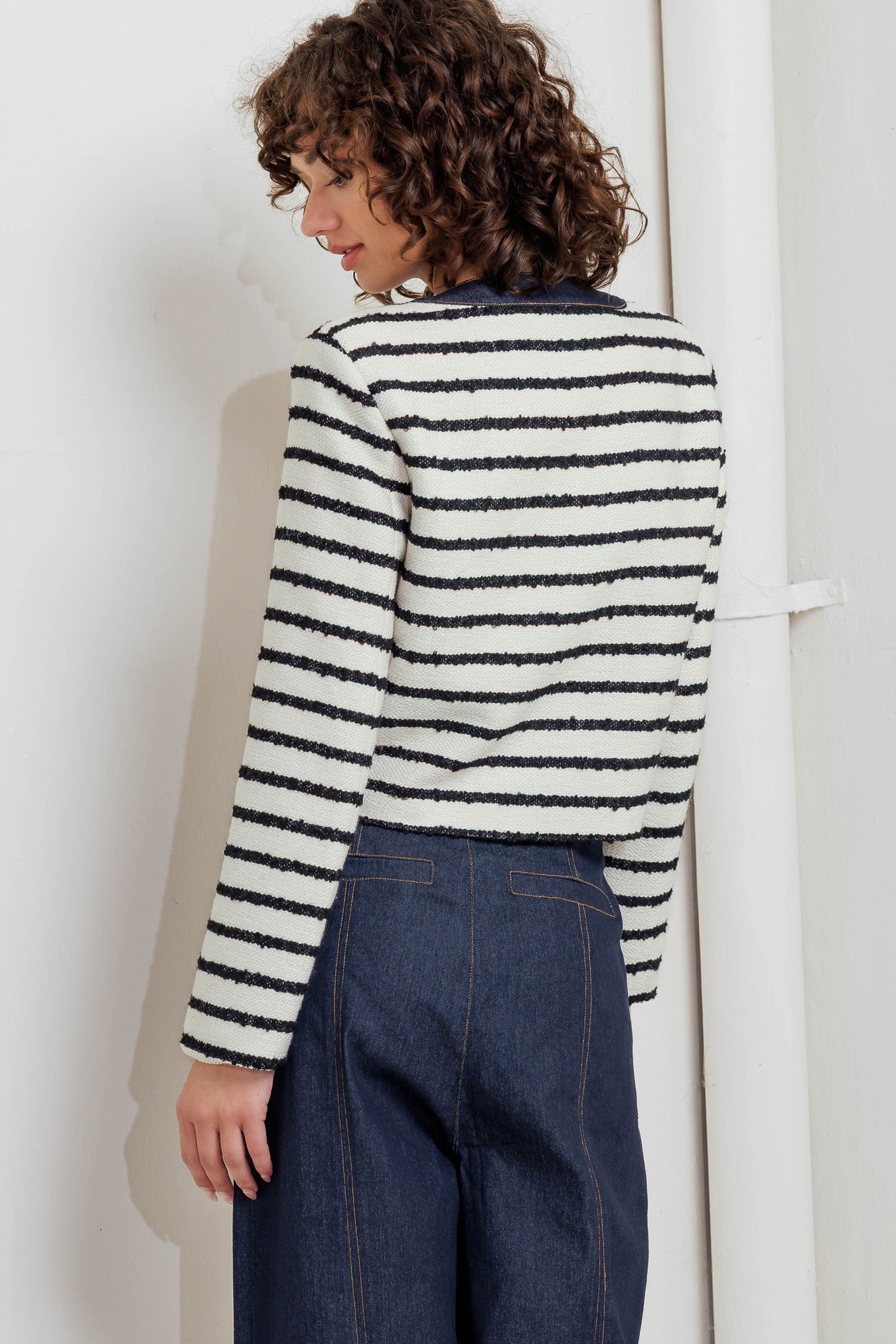 BONJOUR STRIPE WOVEN CROP JACKET