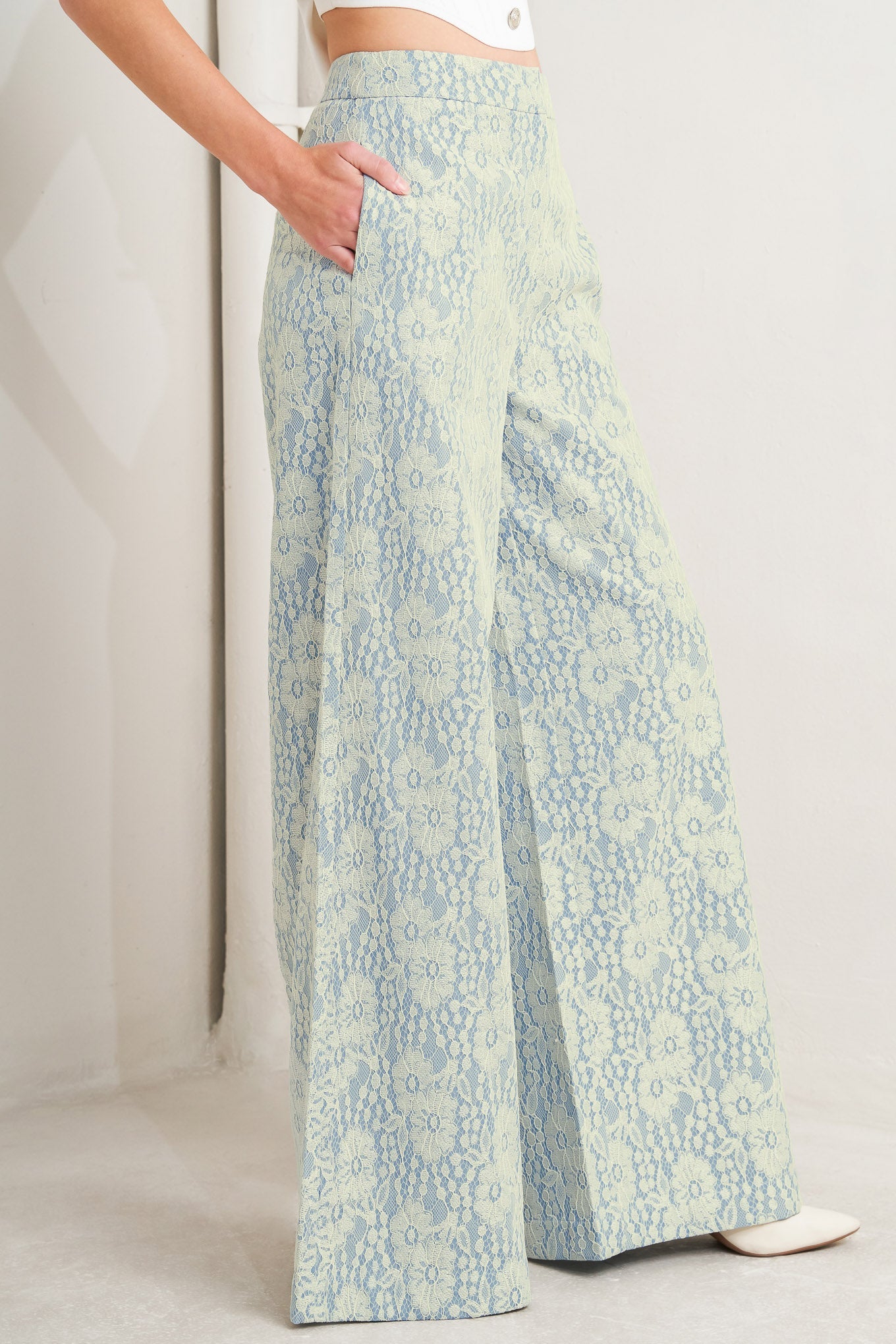 EASY ELEGANCE WOVEN LACE PANTS