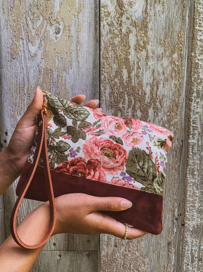 The Teagan Wristlet Purse