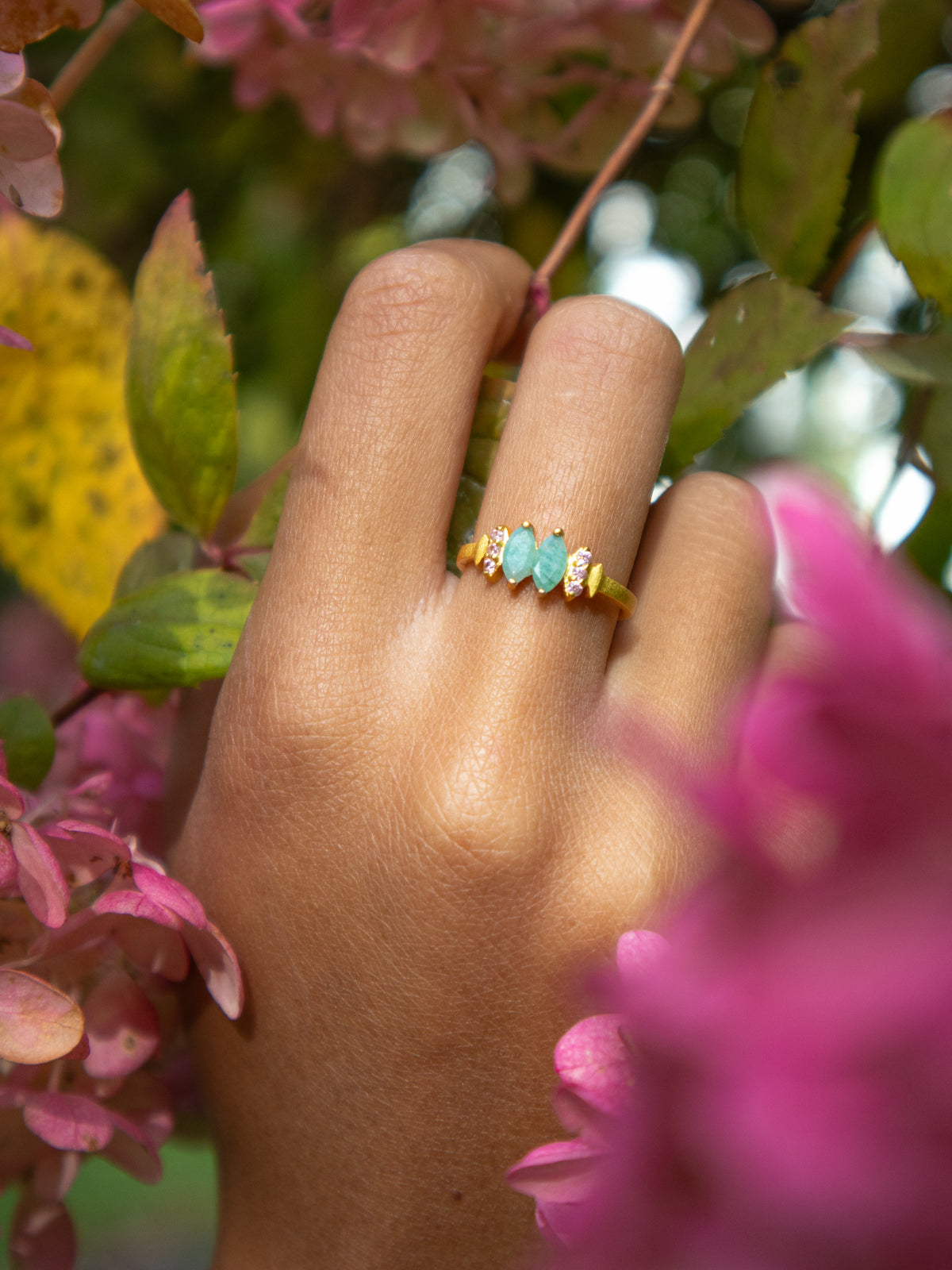 Bitty Leaf Ring