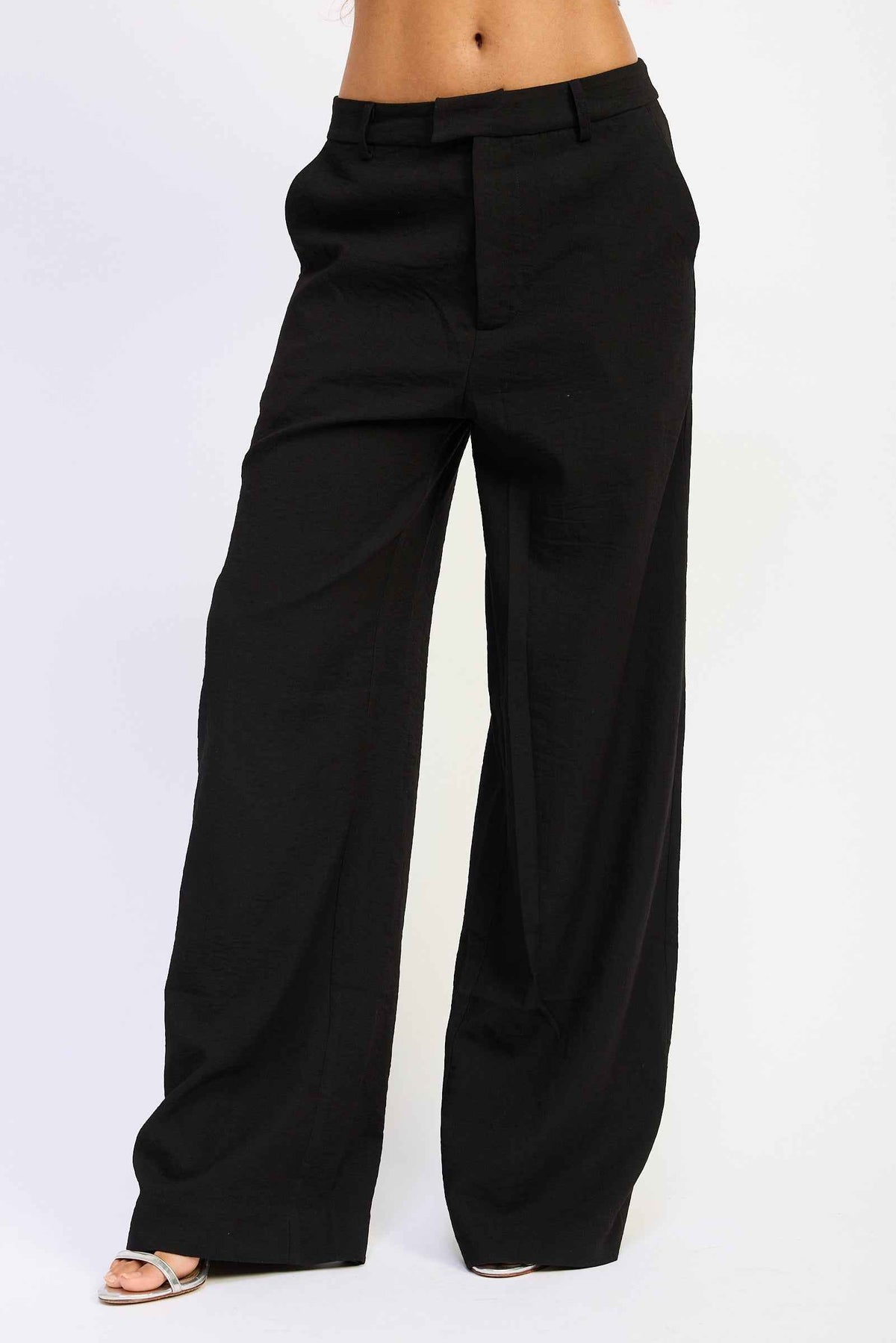 Melanie Trouser