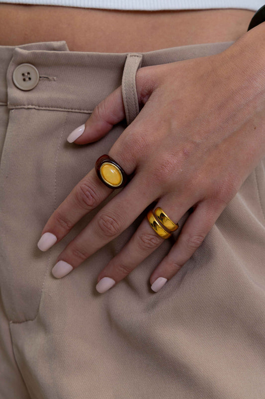Katy Acrylic Ring - Brown