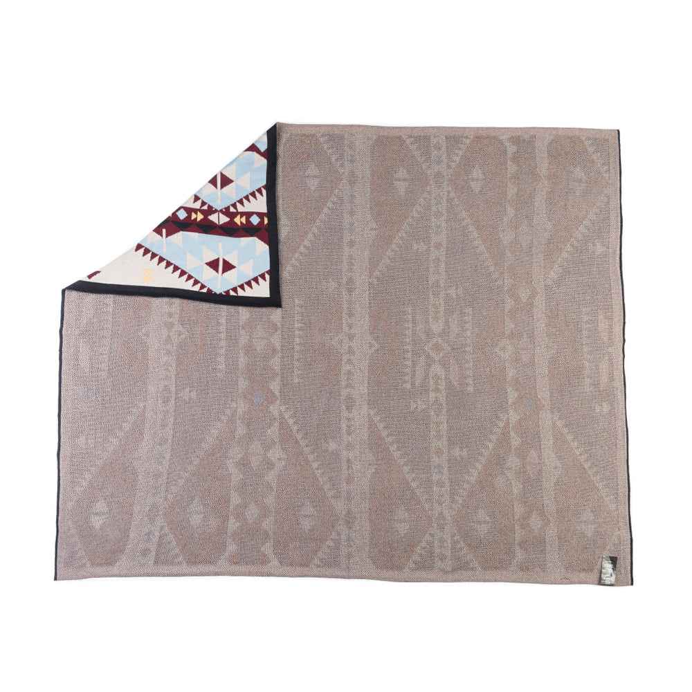 Santa Fe Sky Trails Cotton Throw in Cloud Blue