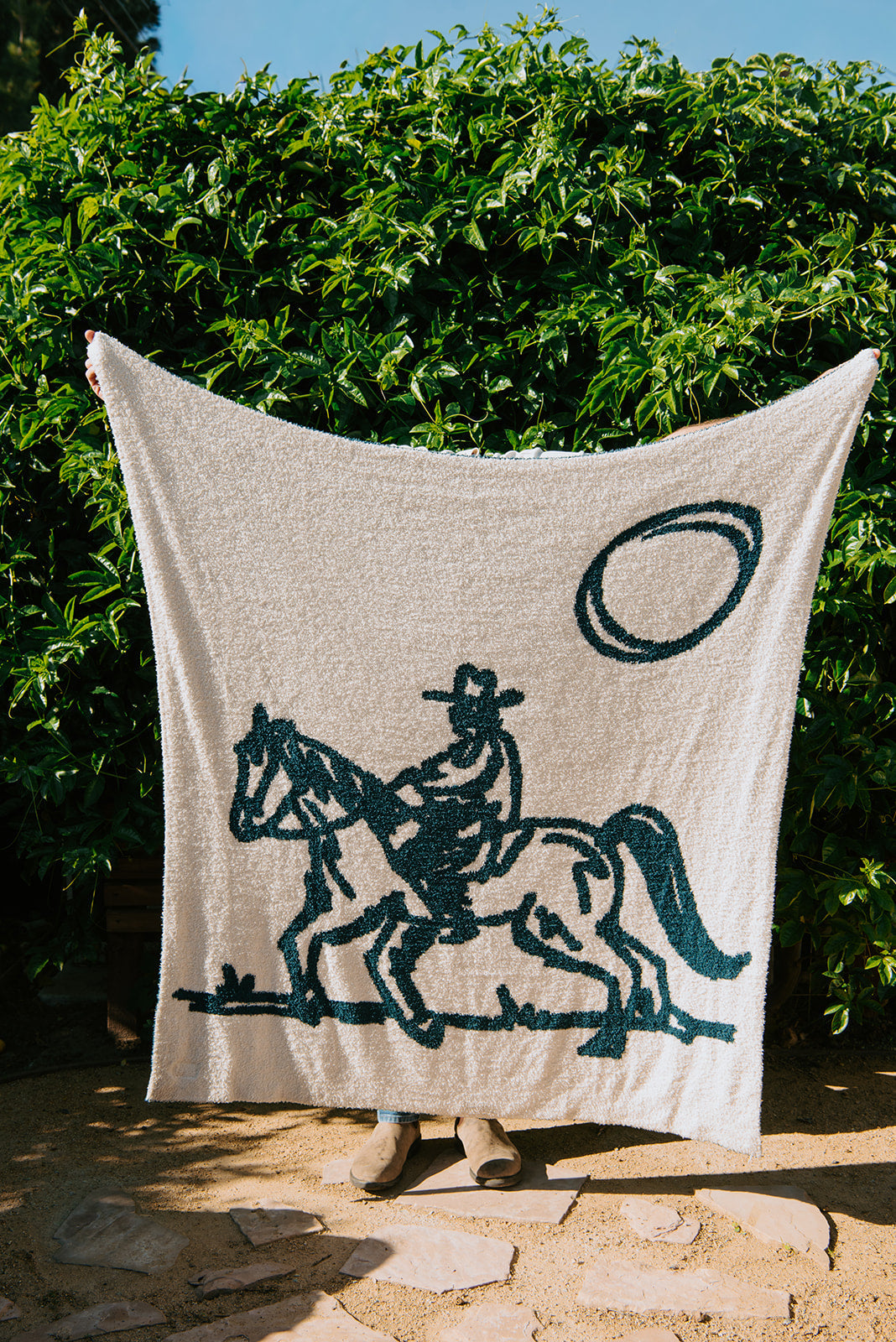 Drifter Plush Throw - Malibu Blue