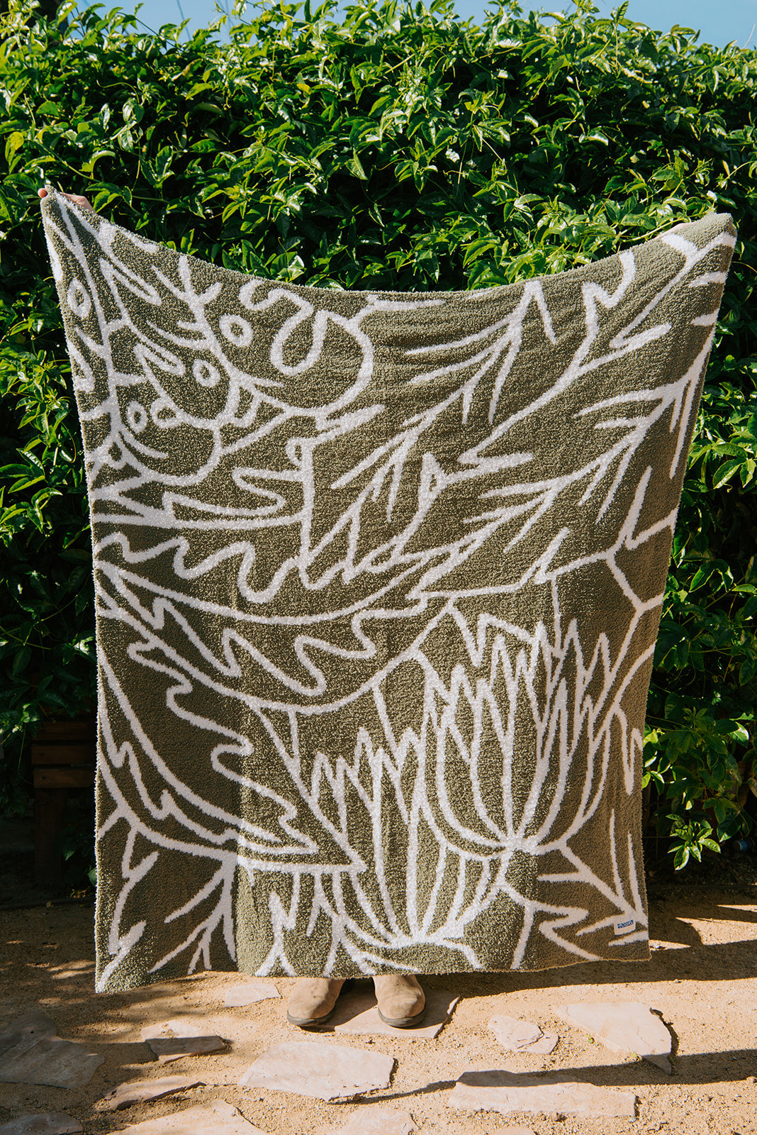 Canopy Plush Throw - Vintage Green