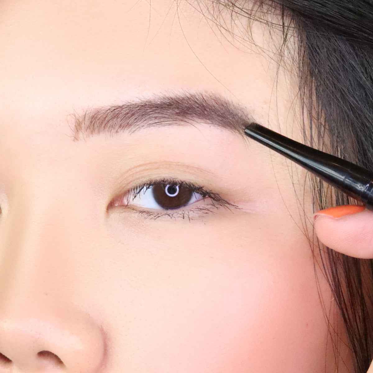 3-in-1 Eyebrow "MULTI-TASKER"