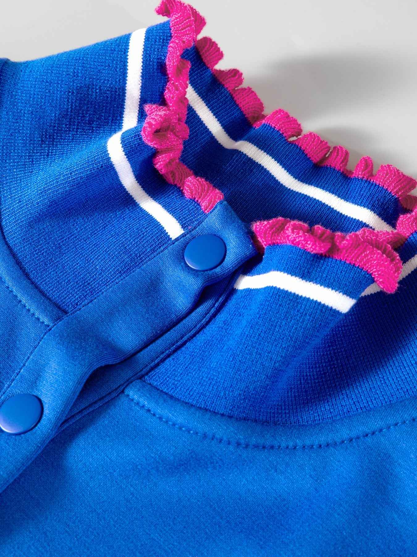 Contrast Trim Short Sleeve Top