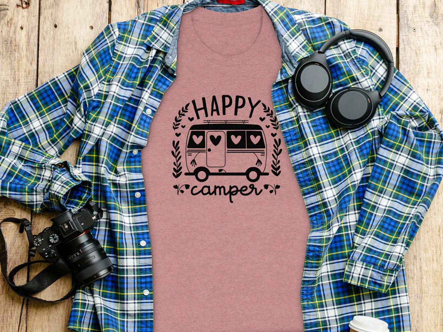 Happy Camper Campervan Love Hearts Outdoor Trip Design T-Shirt