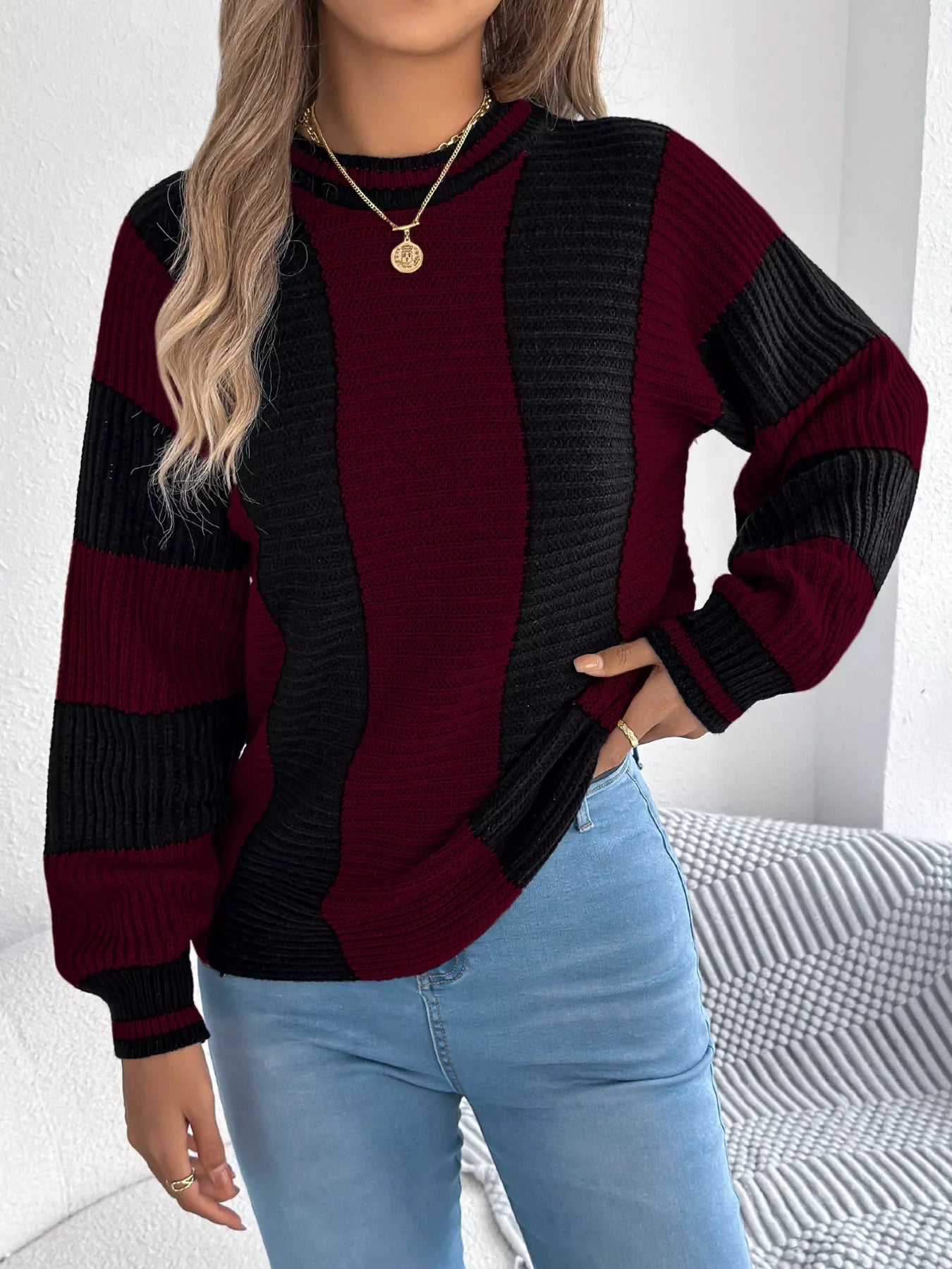 Round Neck Color Block Sweater