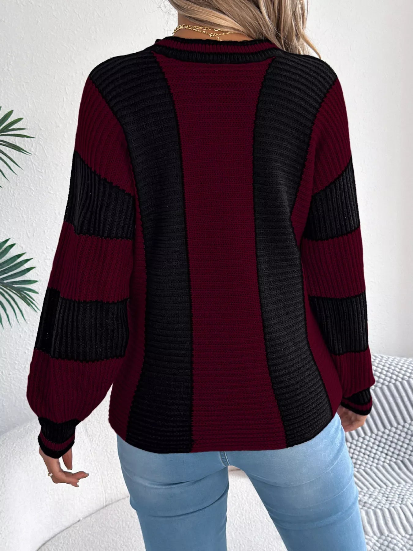Round Neck Color Block Sweater