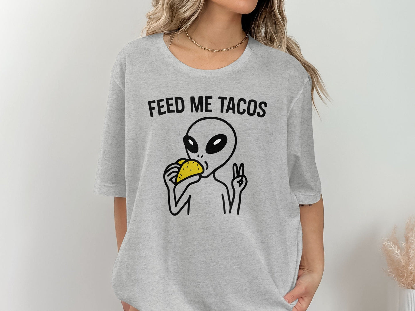Feed Me Tacos Alien with Peace Sign Funny T-Shirt