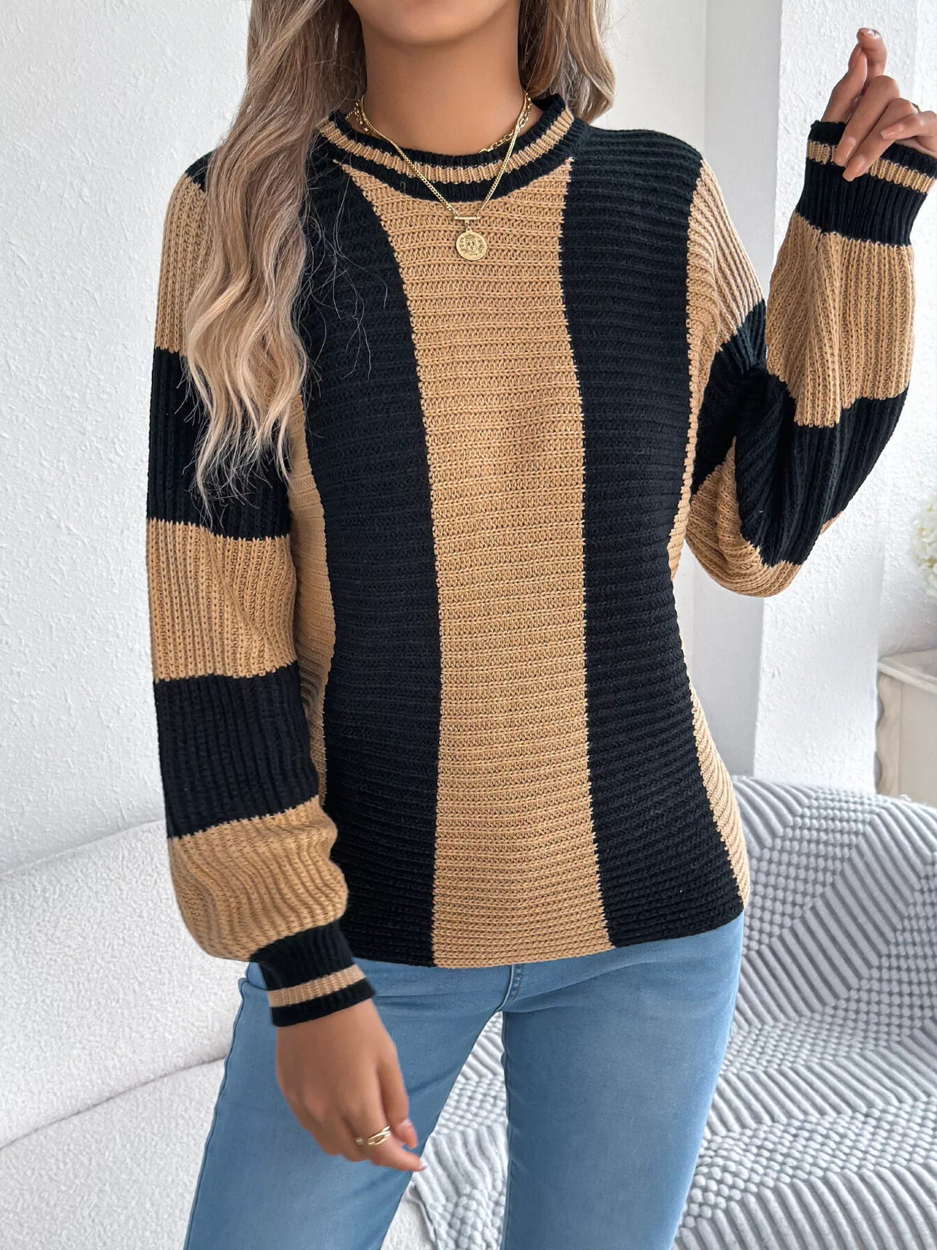 Round Neck Color Block Sweater