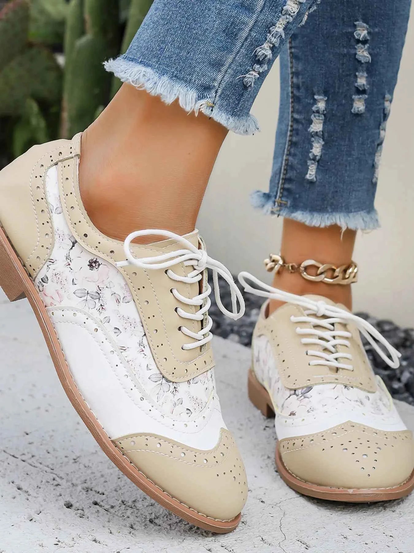 Lace-Up Detail Round Toe Sneakers